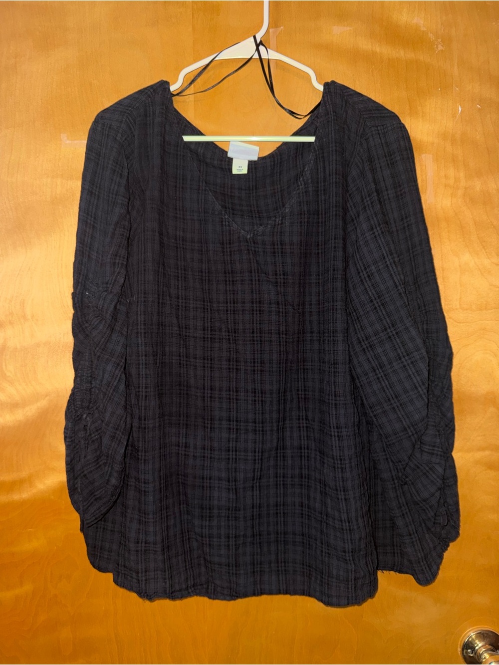 Ava & Viv Black Plaid Long-Sleeve Tunic Top